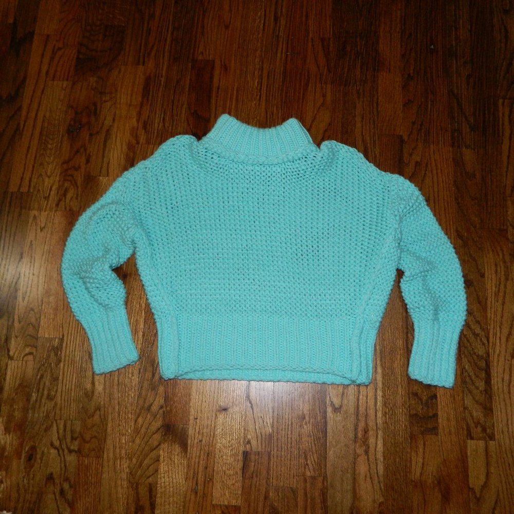 Free People Chunky Knit Sweater Sz Small  (MM-12)